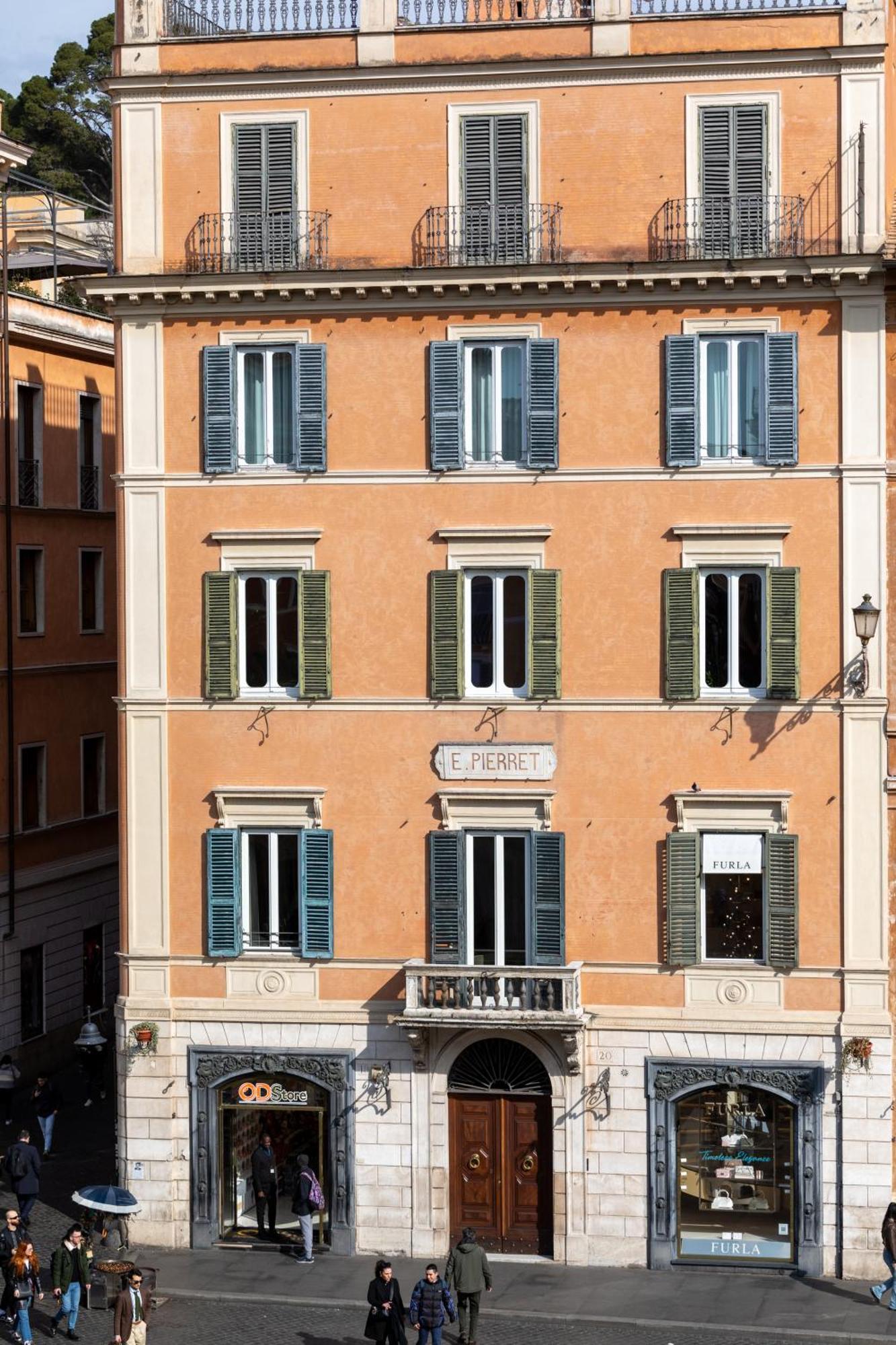Residenza Pierret Hotel Rome Bagian luar foto