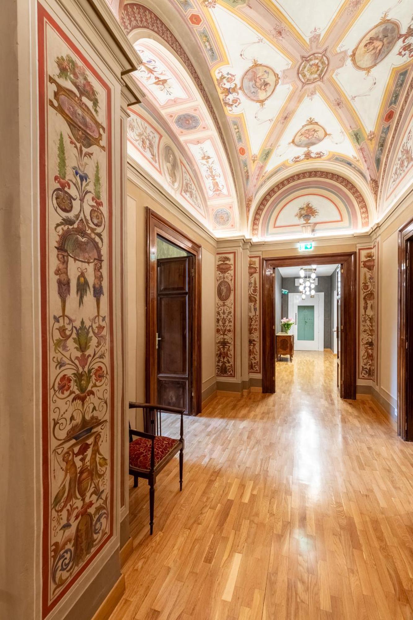 Residenza Pierret Hotel Rome Bagian luar foto